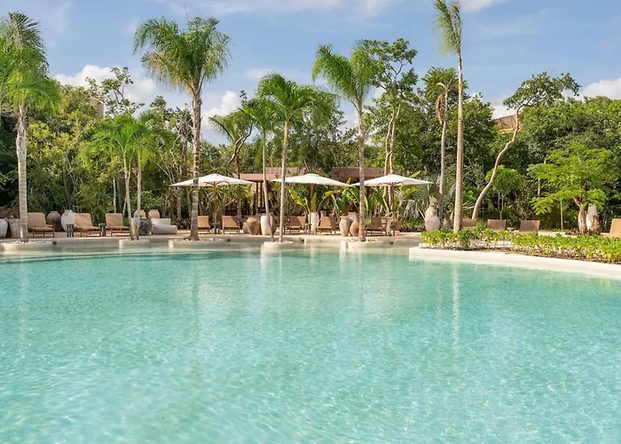 Amazing 1br Jungle With Restaurant, Pool And Gym *